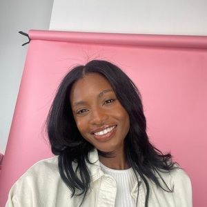 Meet your Posher, Dela